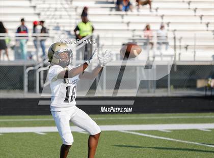 Thumbnail 3 in Drew vs Lithonia (Scrimmage) photogallery.