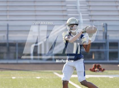 Thumbnail 2 in Drew vs Lithonia (Scrimmage) photogallery.