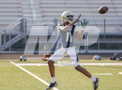 Thumbnail 1 in Drew vs Lithonia (Scrimmage) photogallery.