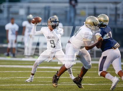 Thumbnail 3 in Drew vs Lithonia (Scrimmage) photogallery.
