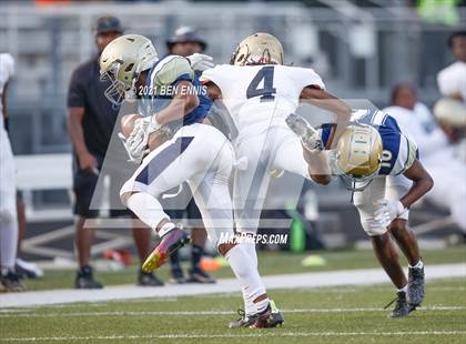 Thumbnail 2 in Drew vs Lithonia (Scrimmage) photogallery.