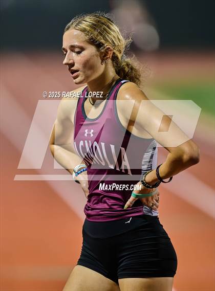 Thumbnail 2 in CCISD Ruben C Jordan Relays (3200M) photogallery.