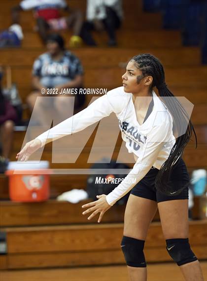 Thumbnail 3 in Stanton @ Ribault photogallery.