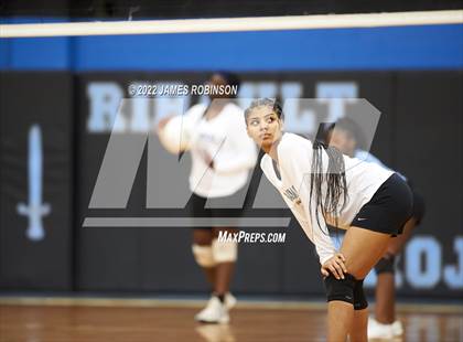 Thumbnail 2 in Stanton @ Ribault photogallery.