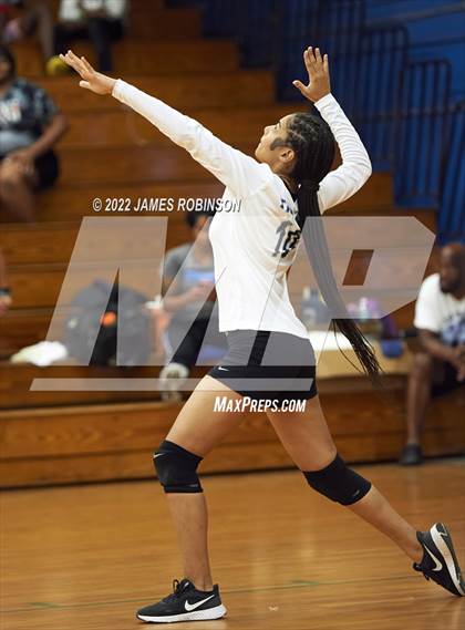 Thumbnail 3 in Stanton @ Ribault photogallery.