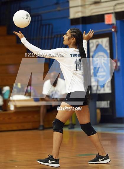 Thumbnail 1 in Stanton @ Ribault photogallery.