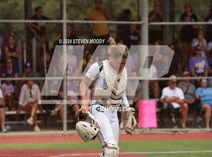 Thumbnail 3 in Opelousas Catholic vs. Catholic of Pointe Coupee (LHSAA DIV IV Select Final) photogallery.