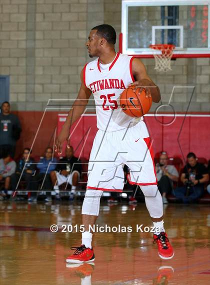Thumbnail 2 in Etiwanda vs. Bishop Gorman (Nike Extravaganza) photogallery.