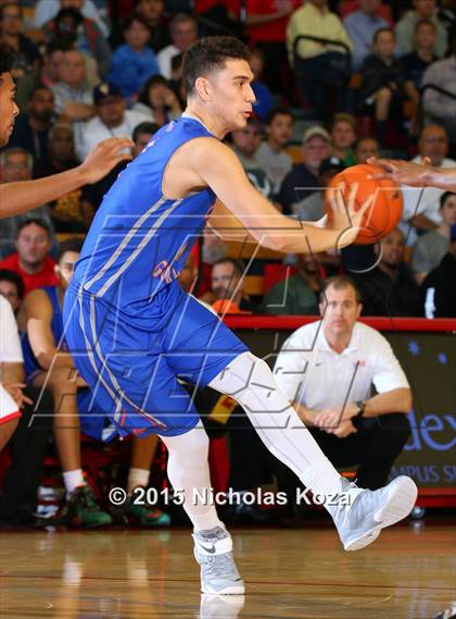 Thumbnail 2 in Etiwanda vs. Bishop Gorman (Nike Extravaganza) photogallery.