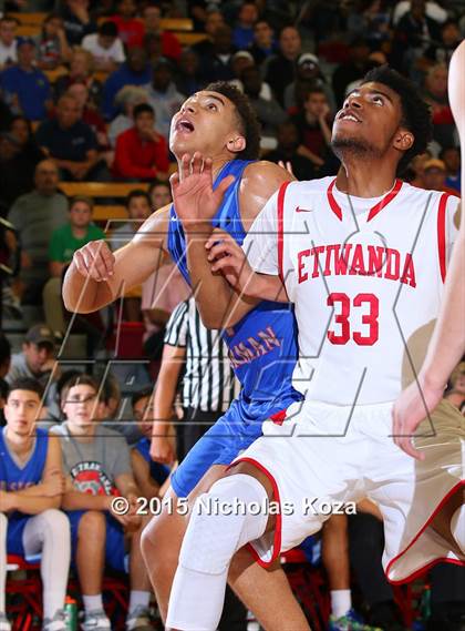 Thumbnail 1 in Etiwanda vs. Bishop Gorman (Nike Extravaganza) photogallery.