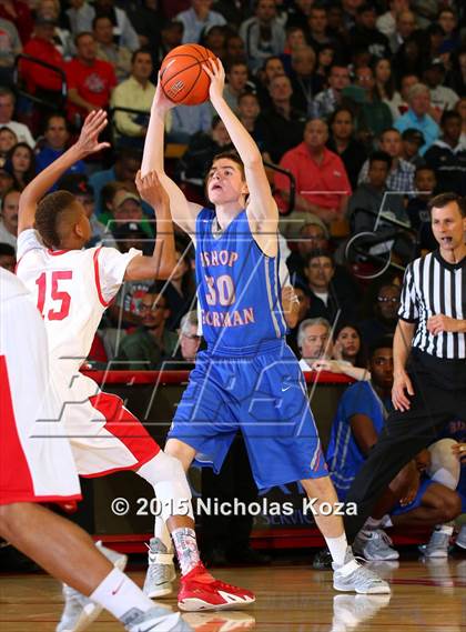 Thumbnail 3 in Etiwanda vs. Bishop Gorman (Nike Extravaganza) photogallery.