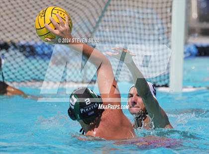Thumbnail 3 in Del Norte vs. Oceanside (18th Annual Draz Memorial Classic) photogallery.