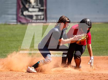 Thumbnail 2 in Highland vs. 'Iolani (Hamilton Softball Invitational) photogallery.