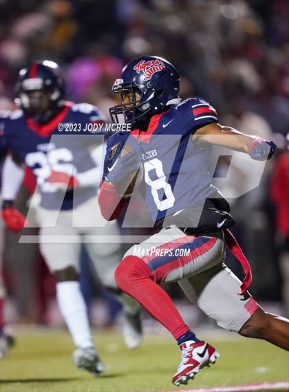 Thumbnail 2 in South Panola vs Grenada (MHSAA 6A Round 3) photogallery.