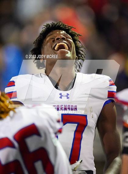 Thumbnail 2 in South Panola vs Grenada (MHSAA 6A Round 3) photogallery.