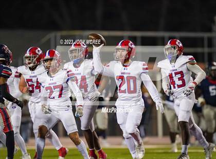 Thumbnail 2 in South Panola vs Grenada (MHSAA 6A Round 3) photogallery.