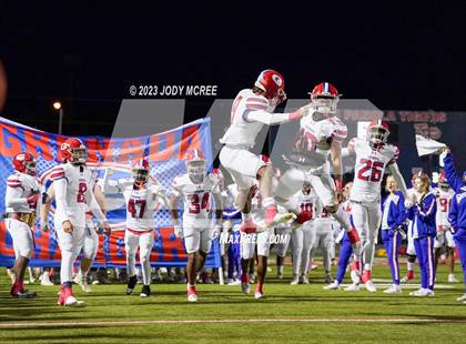 Thumbnail 3 in South Panola vs Grenada (MHSAA 6A Round 3) photogallery.