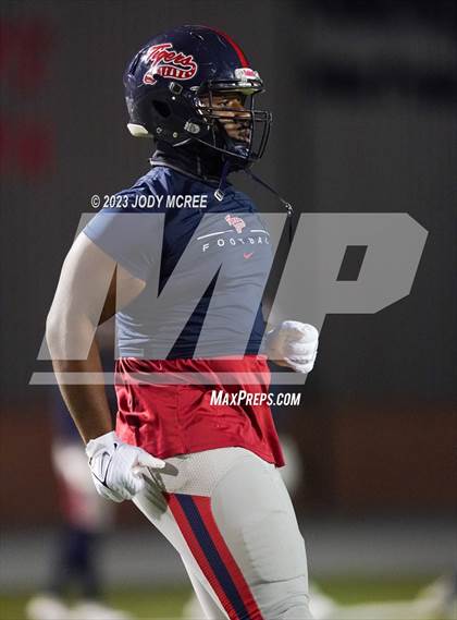 Thumbnail 2 in South Panola vs Grenada (MHSAA 6A Round 3) photogallery.