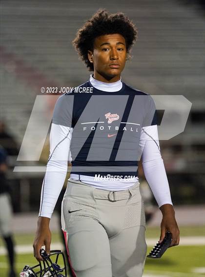 Thumbnail 1 in South Panola vs Grenada (MHSAA 6A Round 3) photogallery.