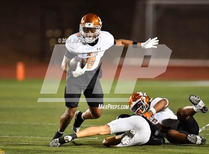 Thumbnail 3 in Hutto @ Vandegrift photogallery.