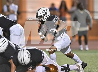 Thumbnail 3 in Hutto @ Vandegrift photogallery.