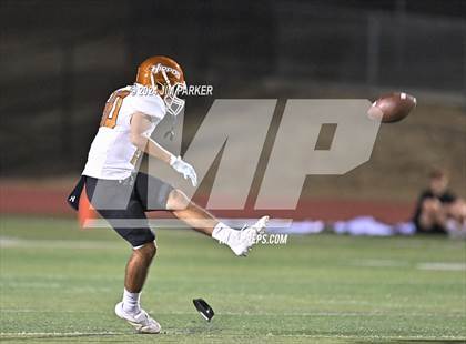 Thumbnail 2 in Hutto @ Vandegrift photogallery.