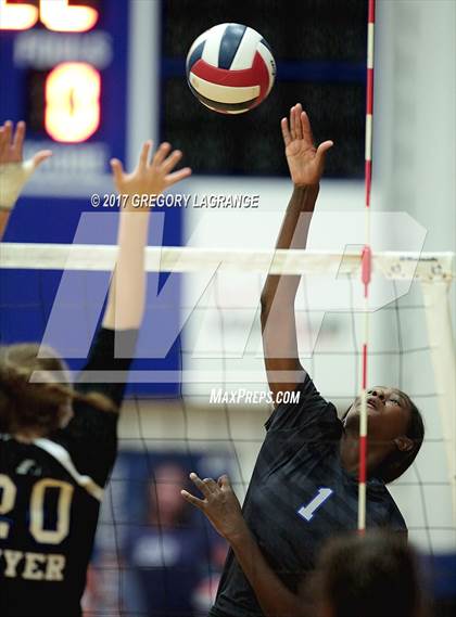 Thumbnail 3 in Guyer [John H.] vs Plano West photogallery.