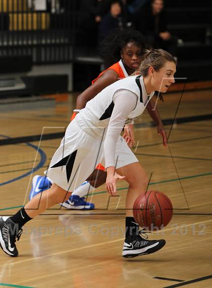 Thumbnail 3 in Bishop Gorman @ Westview (So Cal Holiday Classic) photogallery.