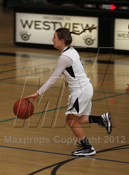 Thumbnail 3 in Bishop Gorman @ Westview (So Cal Holiday Classic) photogallery.