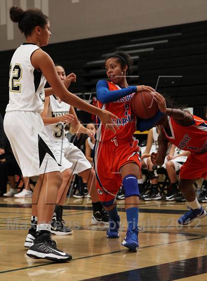 Thumbnail 3 in Bishop Gorman @ Westview (So Cal Holiday Classic) photogallery.