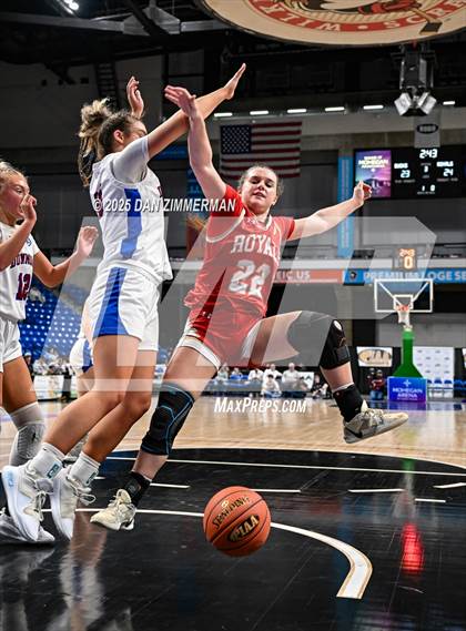 Thumbnail 3 in Holy Redeemer vs Dunmore (PIAA District 2 Class 3A Final) photogallery.