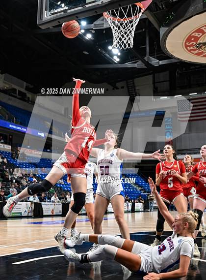 Thumbnail 3 in Holy Redeemer vs Dunmore (PIAA District 2 Class 3A Final) photogallery.
