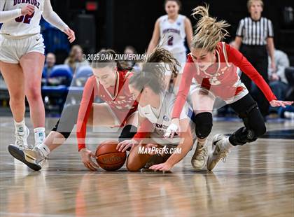 Thumbnail 3 in Holy Redeemer vs Dunmore (PIAA District 2 Class 3A Final) photogallery.