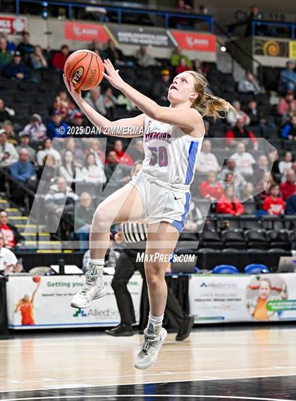 Thumbnail 3 in Holy Redeemer vs Dunmore (PIAA District 2 Class 3A Final) photogallery.