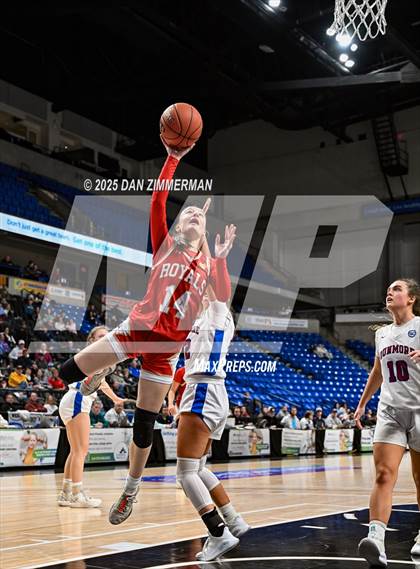 Thumbnail 3 in Holy Redeemer vs Dunmore (PIAA District 2 Class 3A Final) photogallery.
