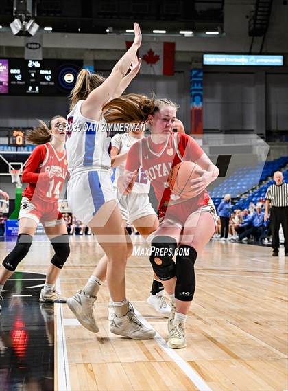 Thumbnail 3 in Holy Redeemer vs Dunmore (PIAA District 2 Class 3A Final) photogallery.