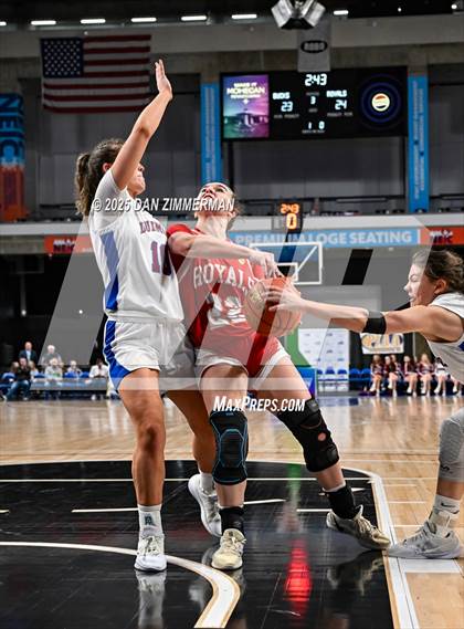 Thumbnail 2 in Holy Redeemer vs Dunmore (PIAA District 2 Class 3A Final) photogallery.