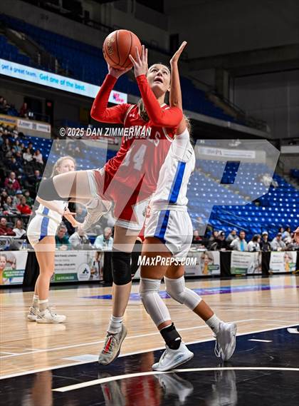 Thumbnail 2 in Holy Redeemer vs Dunmore (PIAA District 2 Class 3A Final) photogallery.