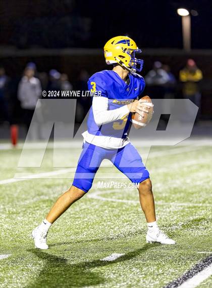 Thumbnail 2 in Raceland @ Newport Central Catholic photogallery.