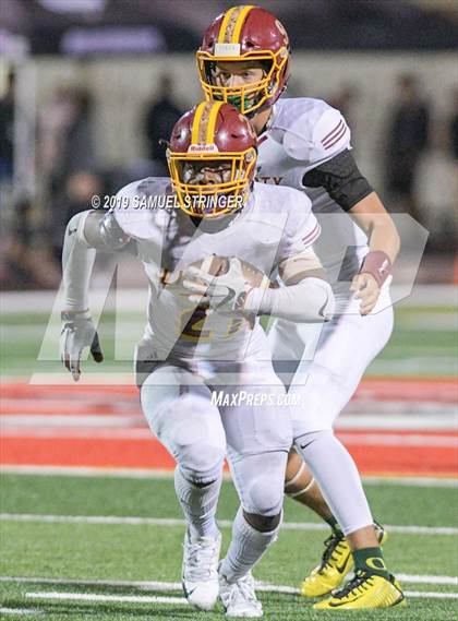 Thumbnail 1 in Liberty vs. Clayton Valley Charter (Honor Bowl) photogallery.