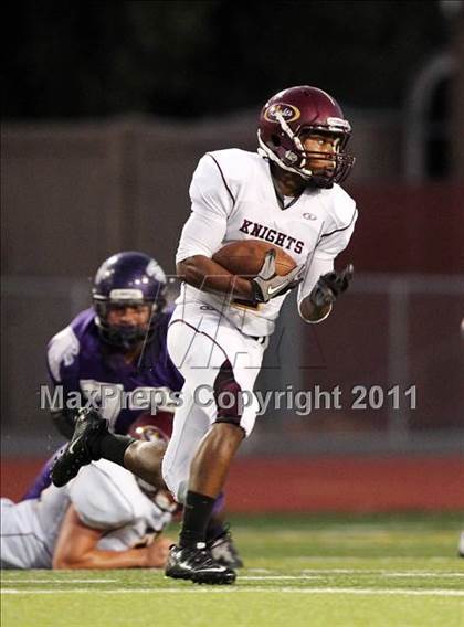 Thumbnail 2 in College Park vs. Las Lomas photogallery.