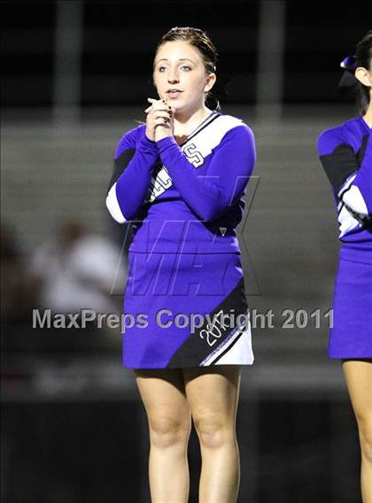 Thumbnail 3 in College Park vs. Las Lomas photogallery.