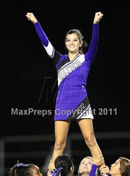 Thumbnail 3 in College Park vs. Las Lomas photogallery.