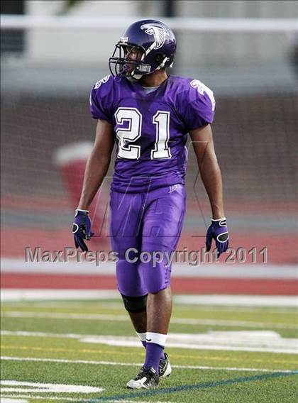 Thumbnail 2 in College Park vs. Las Lomas photogallery.