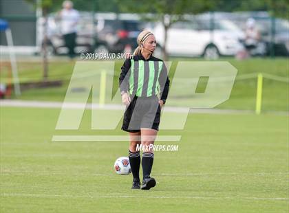 Thumbnail 2 in Rockwood Summit vs. St. Dominic (MSHSAA Class 3 Championship) photogallery.