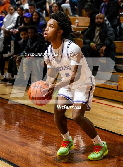Thumbnail 1 in Landon vs. Gonzaga (Capital Hoops Mayhem on Military) photogallery.