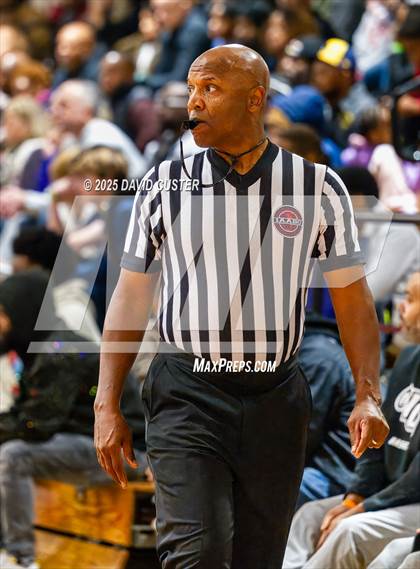 Thumbnail 3 in Landon vs. Gonzaga (Capital Hoops Mayhem on Military) photogallery.