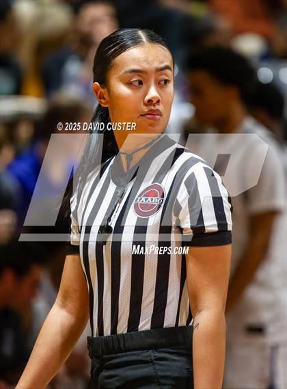 Thumbnail 3 in Landon vs. Gonzaga (Capital Hoops Mayhem on Military) photogallery.