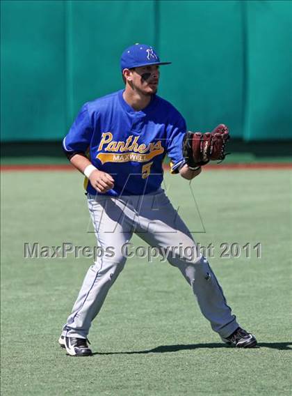 Thumbnail 1 in Sutter vs. Maxwell (Shasta Lake Tournament) photogallery.