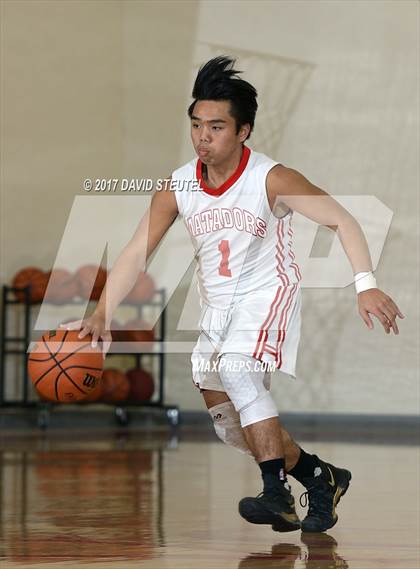 Thumbnail 3 in Sacramento Country Day vs. Mira Loma (Viking Classic) photogallery.